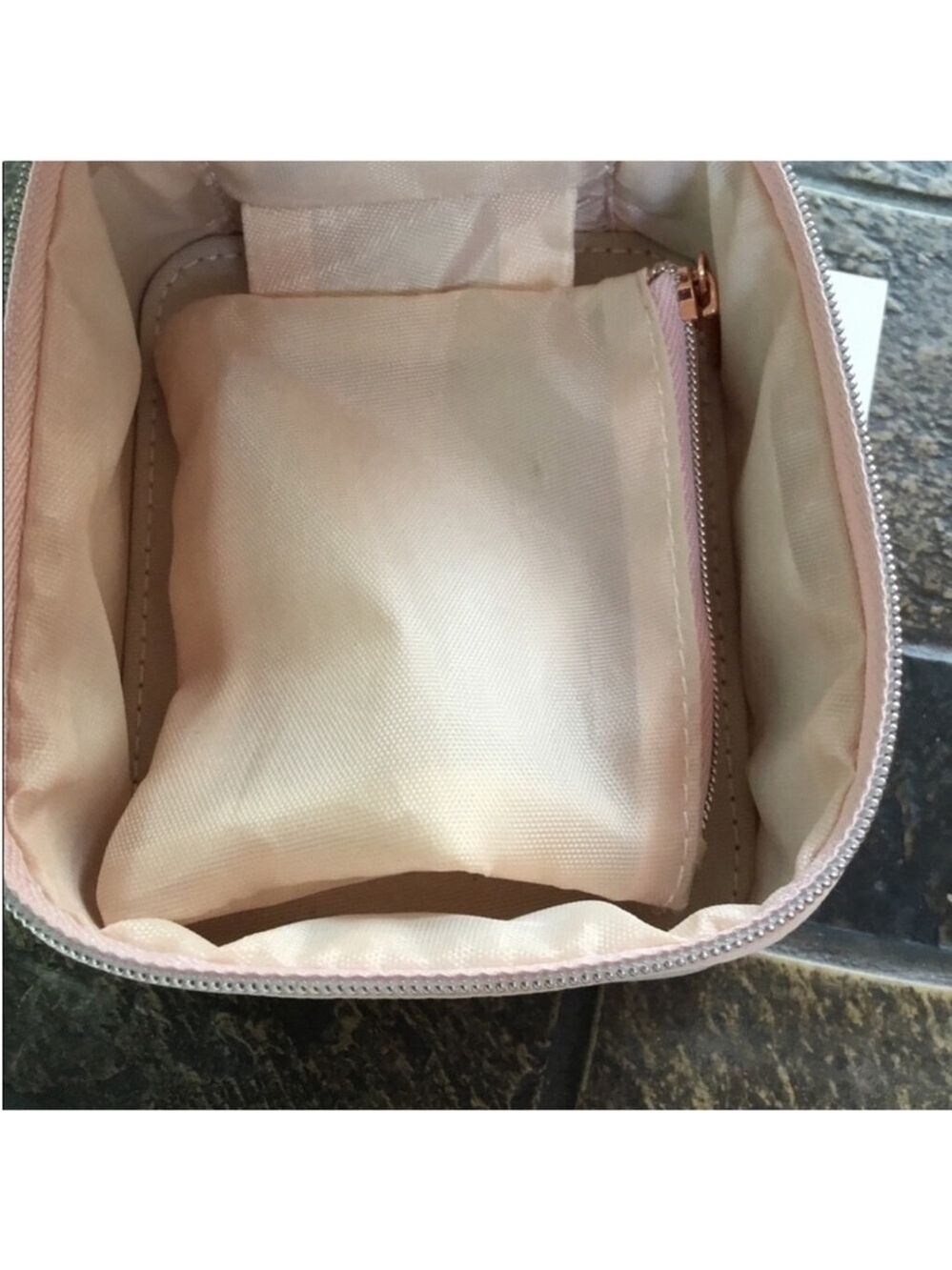 Lauren Conrad Travel Jewelry Box peachy pink with rose gold zipper - Picture 3 of 13